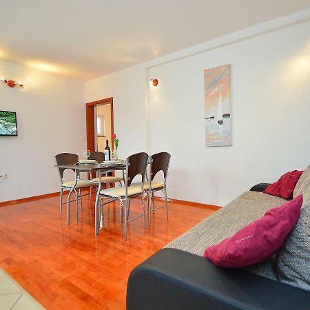 Apartment Ante-2 By Interhome โบรดาริตซา ภายนอก รูปภาพ