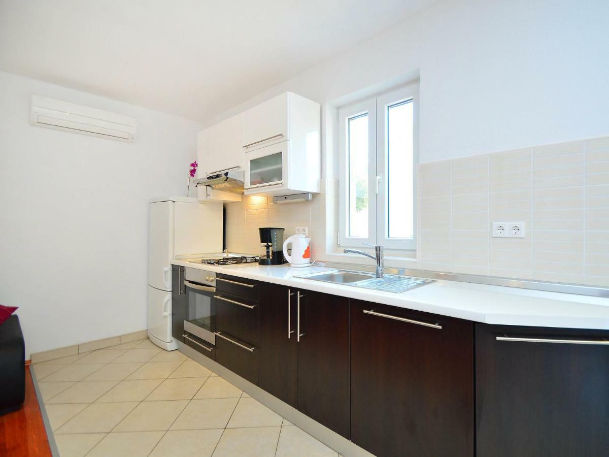 Apartment Ante-2 By Interhome โบรดาริตซา ภายนอก รูปภาพ